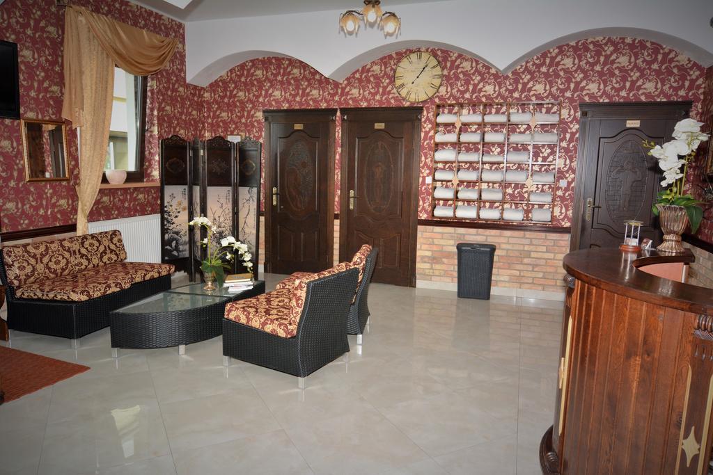 Sala Bankietowa I Pokoje Goscinne Сокулка Экстерьер фото